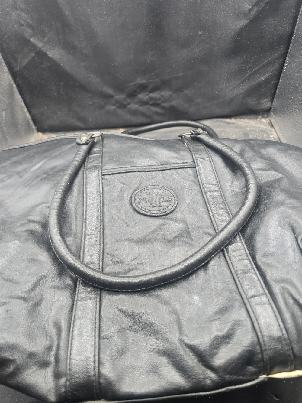 Men's Black Leather Messenger Bag with Adjustable Strap